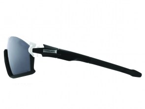 F90-matt-black-white_lat_Alta